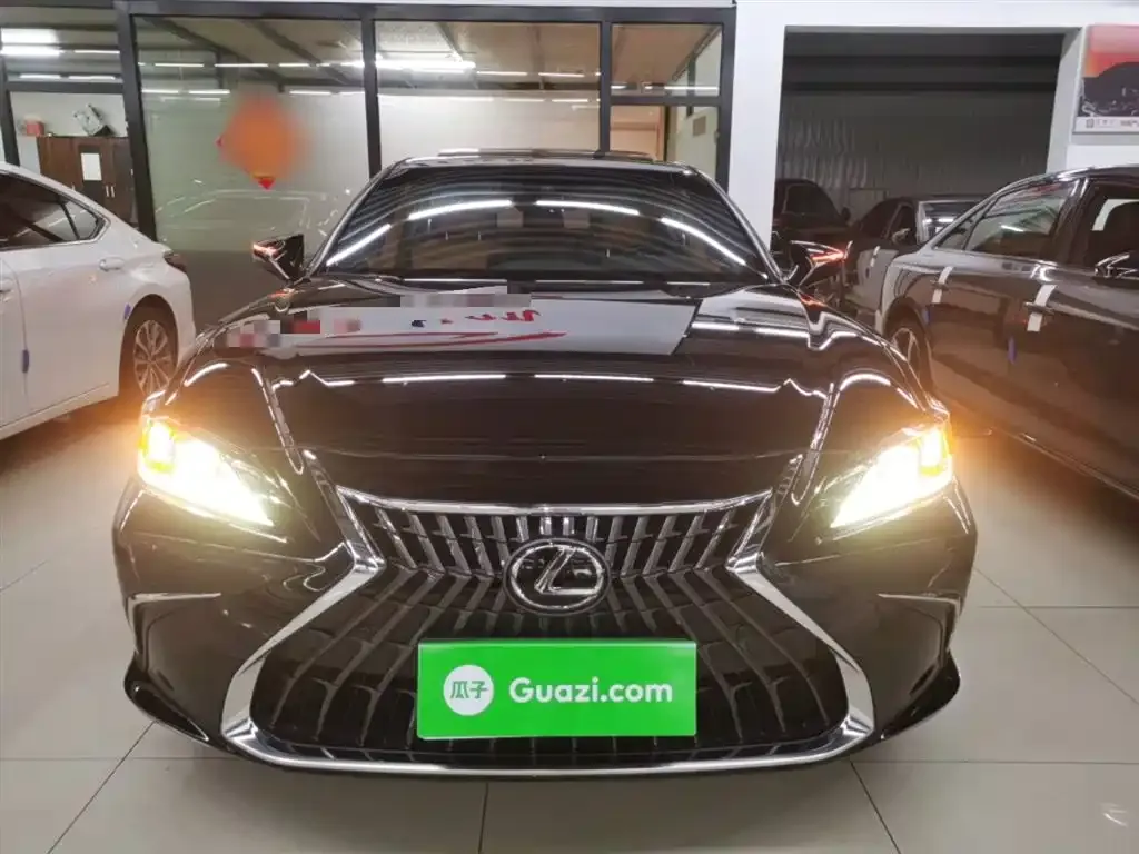 Lexus ES 2023 из CN, фото 8
