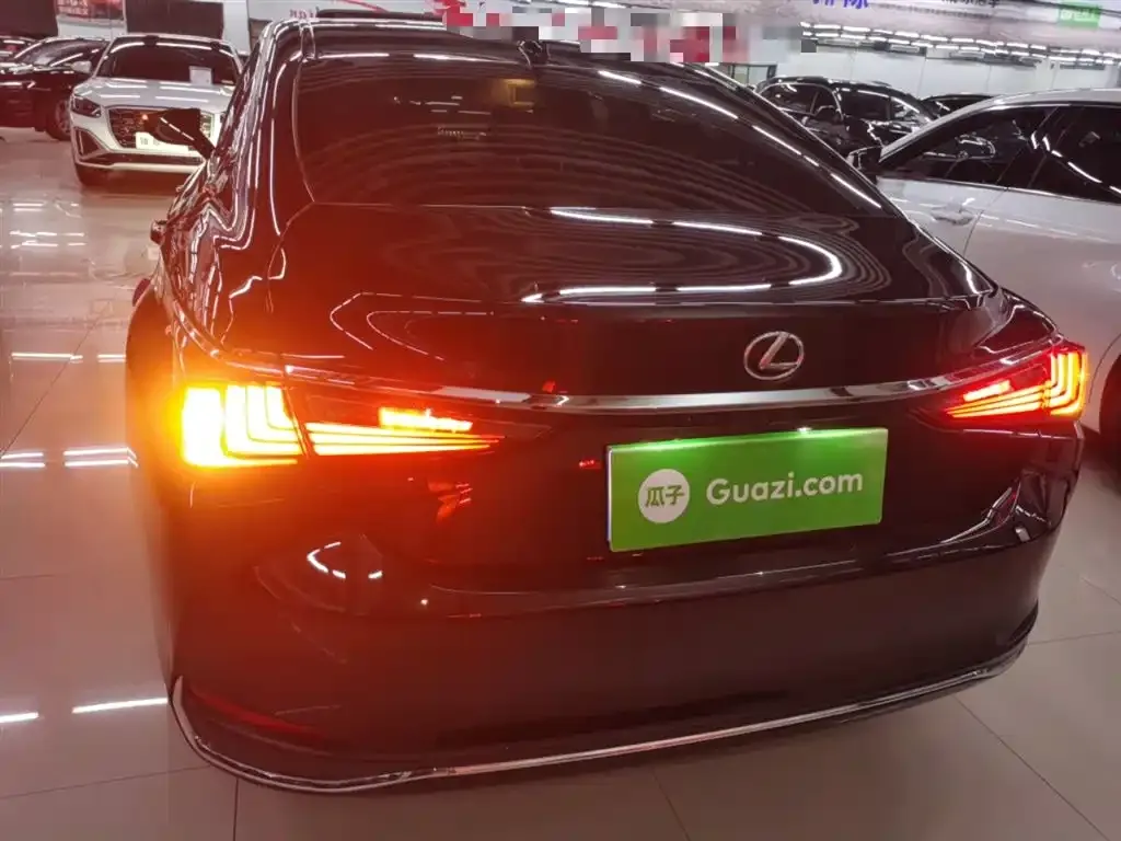 Lexus ES 2023 из CN, фото 9