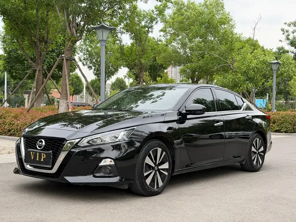 Nissan Teana — фото 10