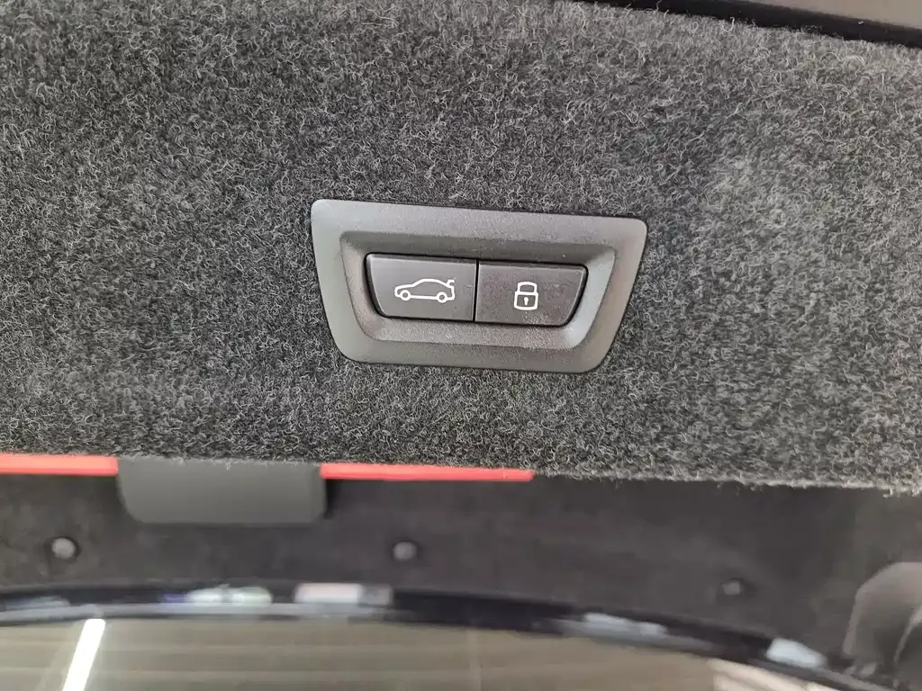 BMW 3 Series — фото 10