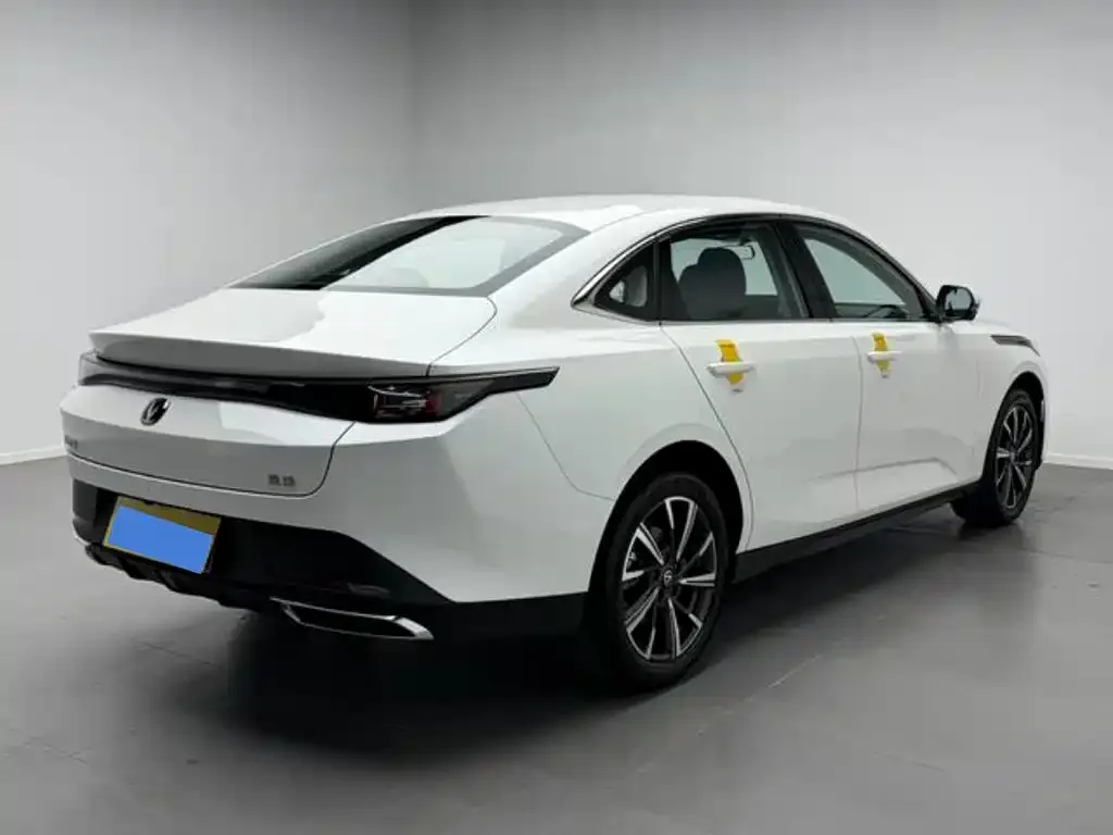 Changan Eado 2026 из CN, фото 6