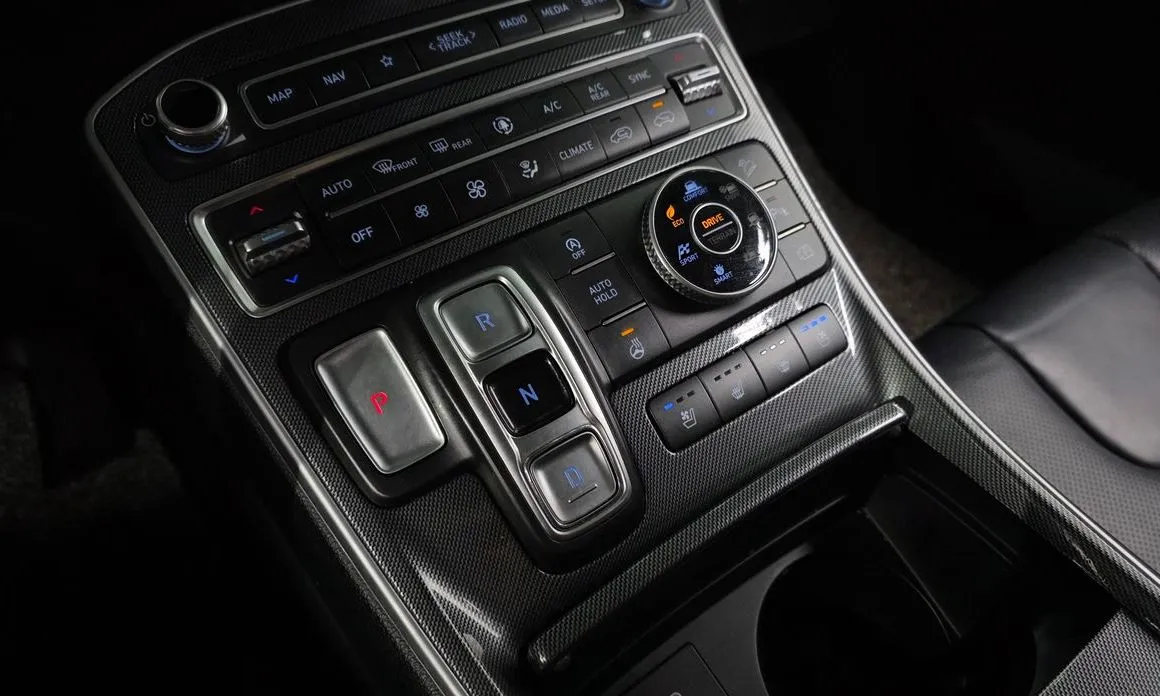 Hyundai Santafe — фото 9