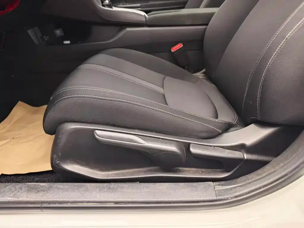 Honda Civic 2021 из CN, фото 4