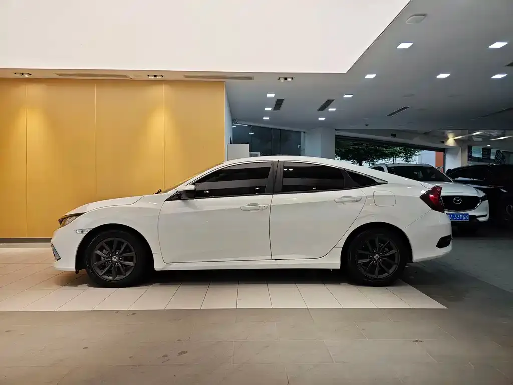 Honda Civic 2021 из CN, фото 3