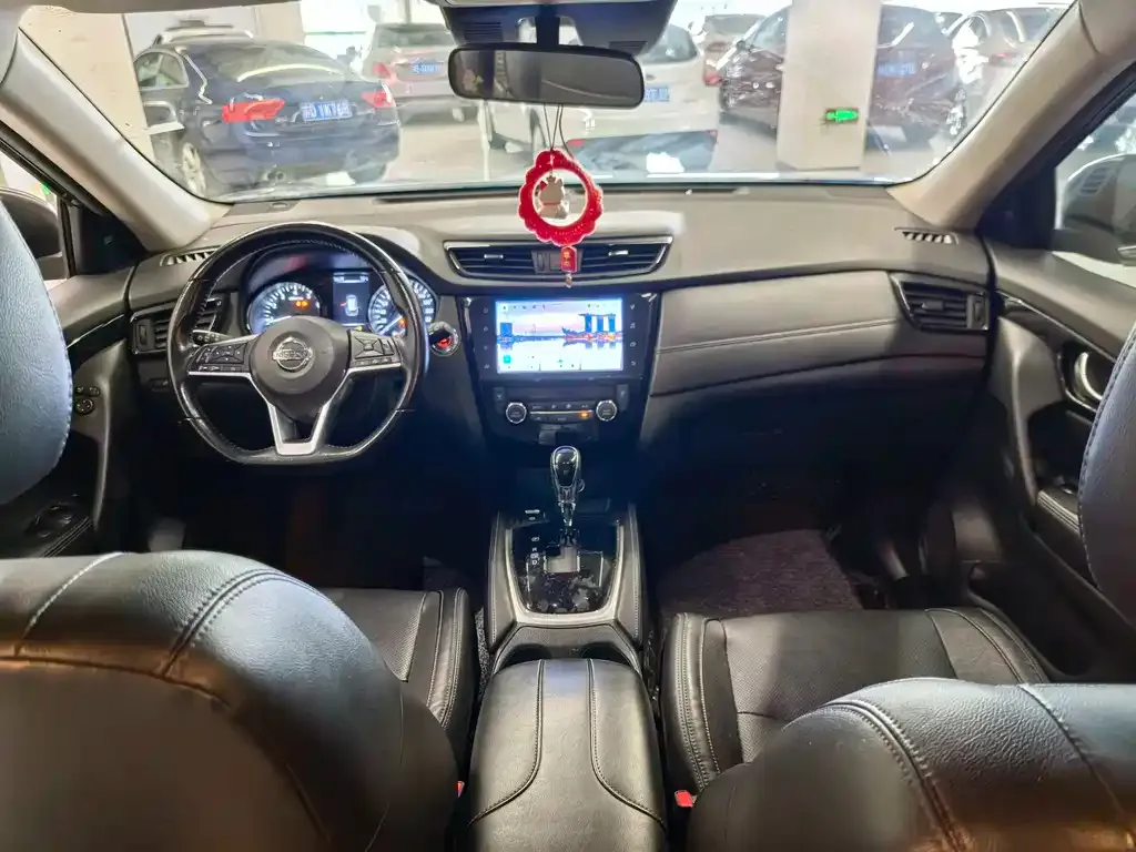 Nissan X-Trail 2021 из CN, фото 3