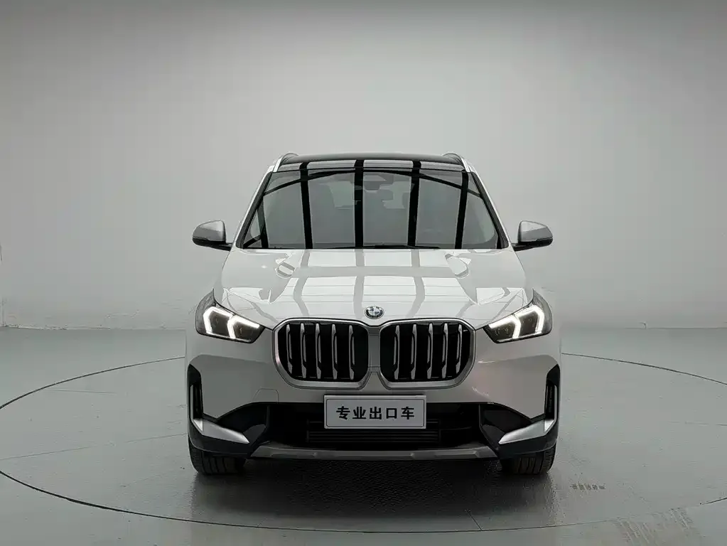 BMW X1 — фото 6