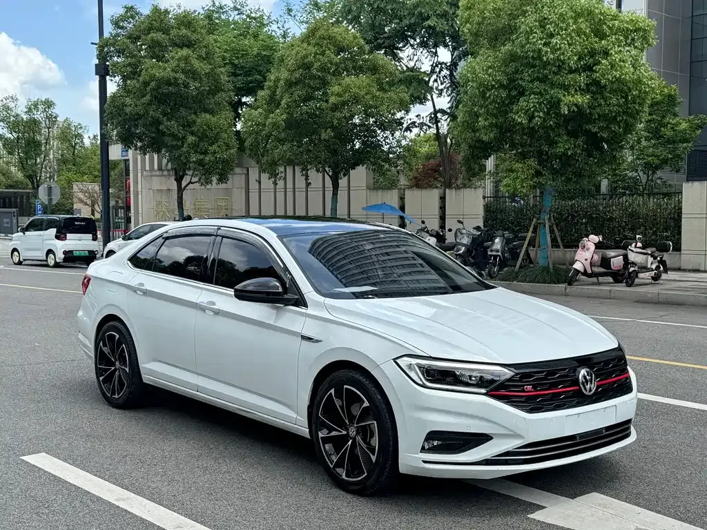 Volkswagen Sagitar 2021 из CN, фото 10