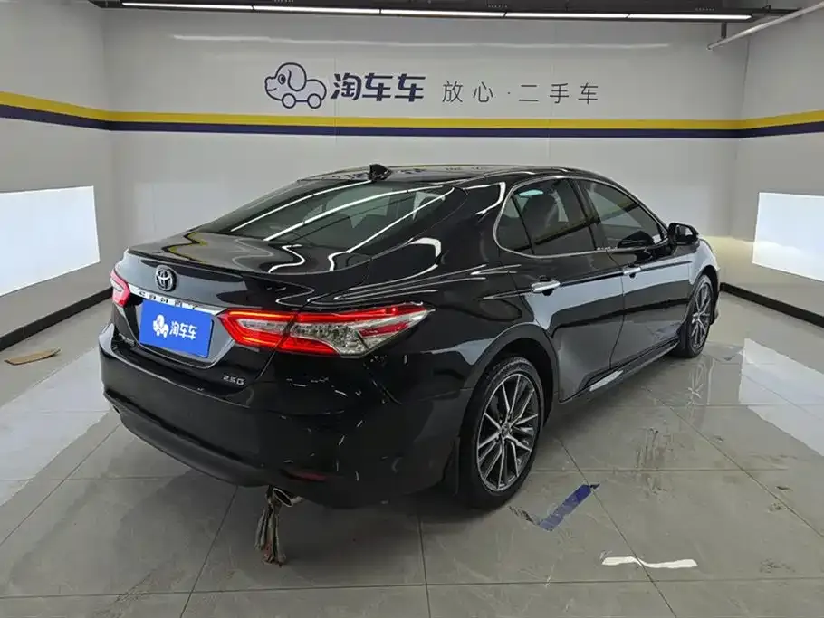 Toyota Camry 2022 из CN, фото 5