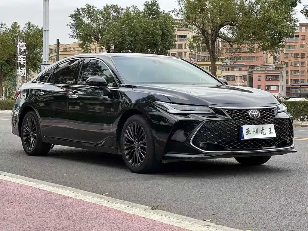 Toyota Avalon 2023 из CN, фото 5