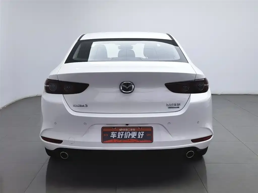 Mazda 3 Axela — фото 2