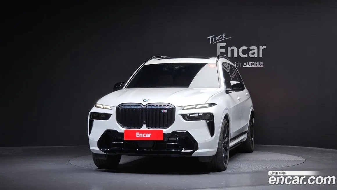 BMW X7 — фото 2