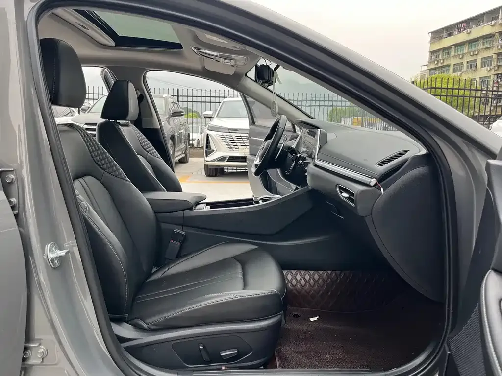 Hyundai Sonata 2021 из CN, фото 10