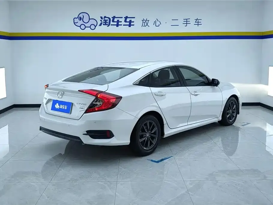 Honda Civic — фото 3