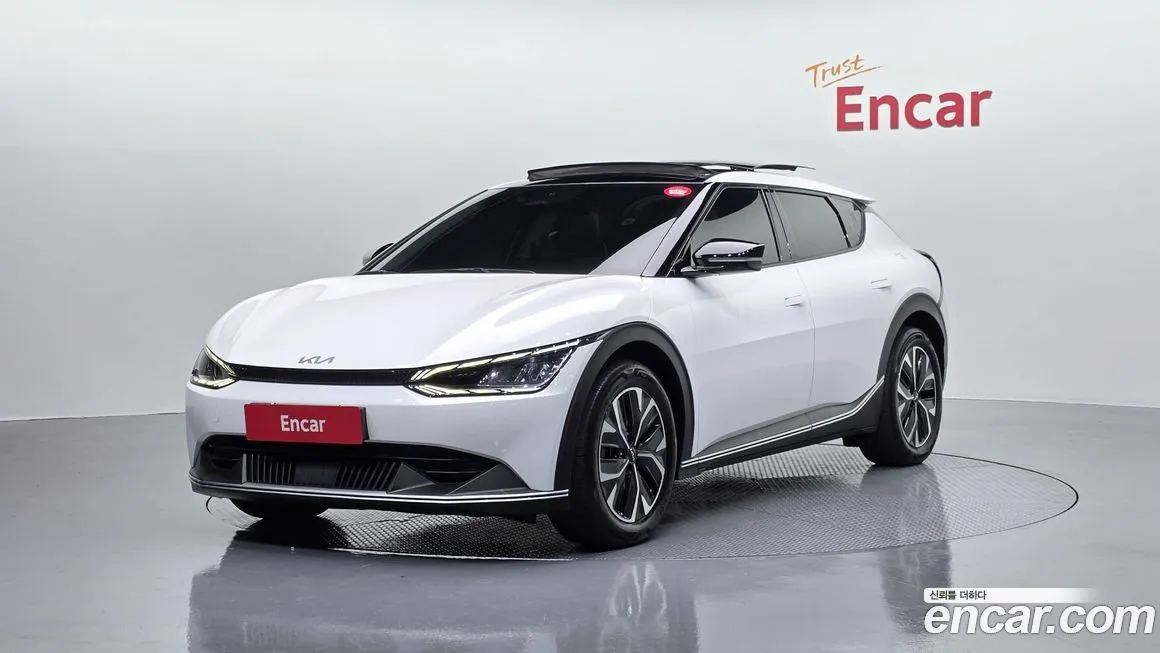 Kia EV6 — фото 1