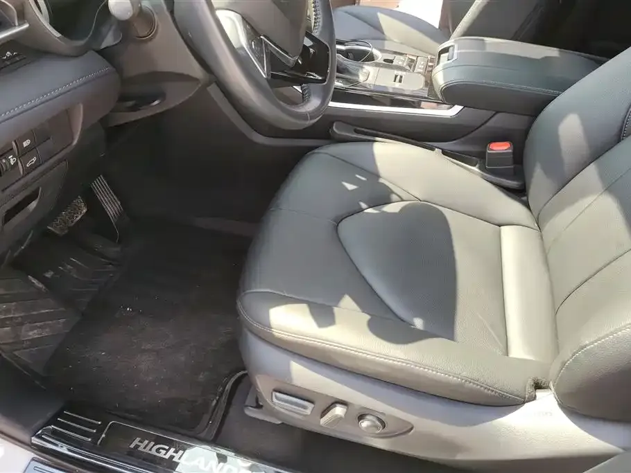 Toyota Highlander 2023 из CN, фото 3