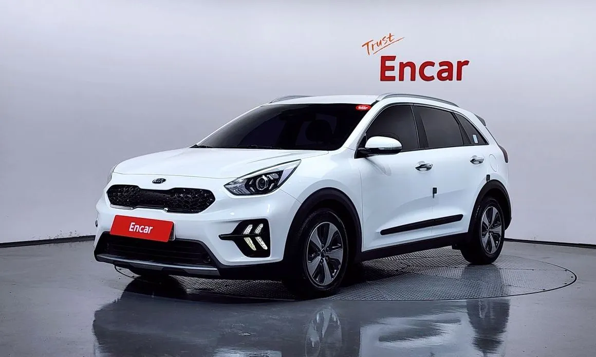 Kia Niro — фото 1
