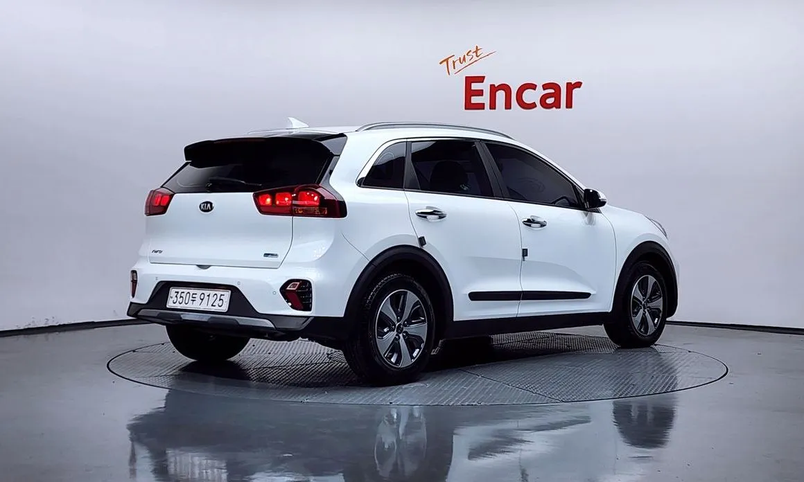 Kia Niro — фото 3