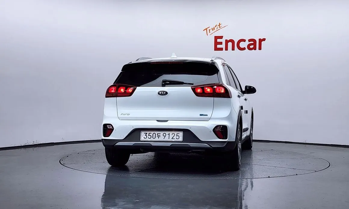 Kia Niro — фото 4