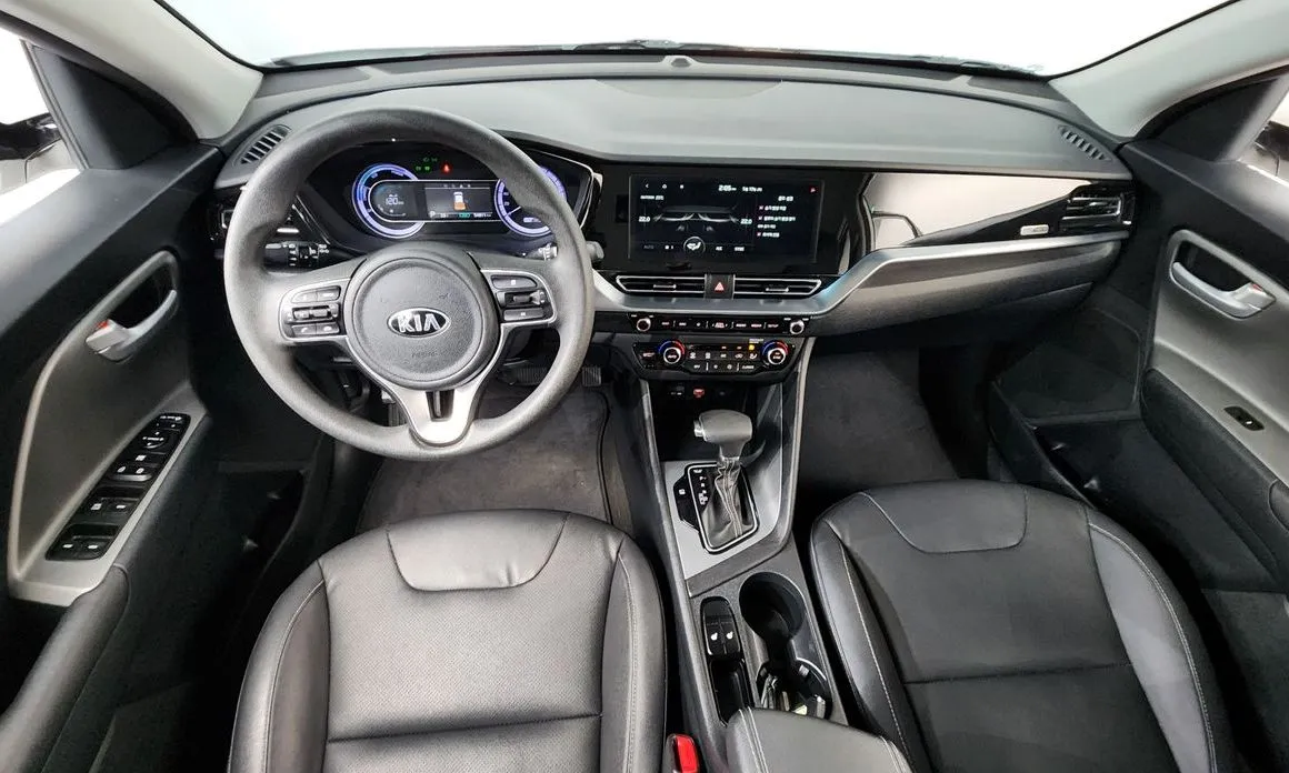 Kia Niro — фото 9