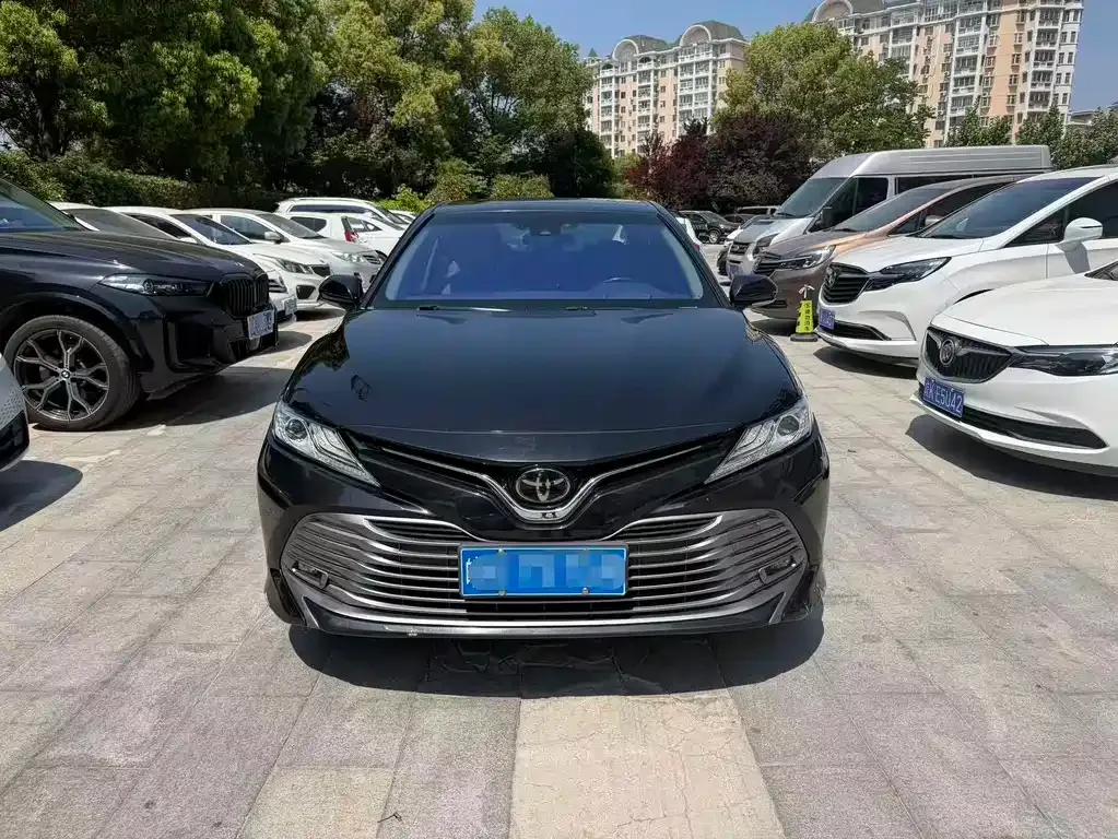 Toyota Camry 2021 из CN, фото 1