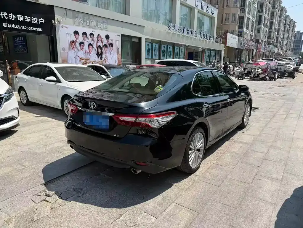 Toyota Camry 2021 из CN, фото 5