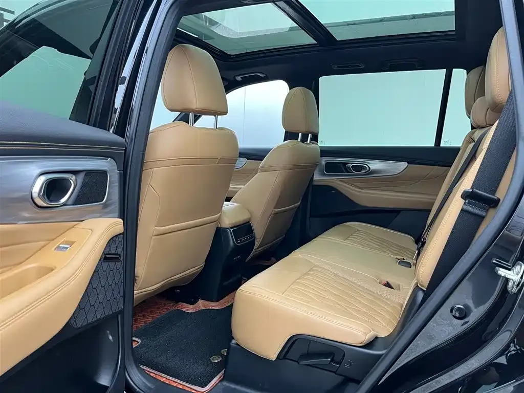 GAC Motor Trumpchi GS8 — фото 9