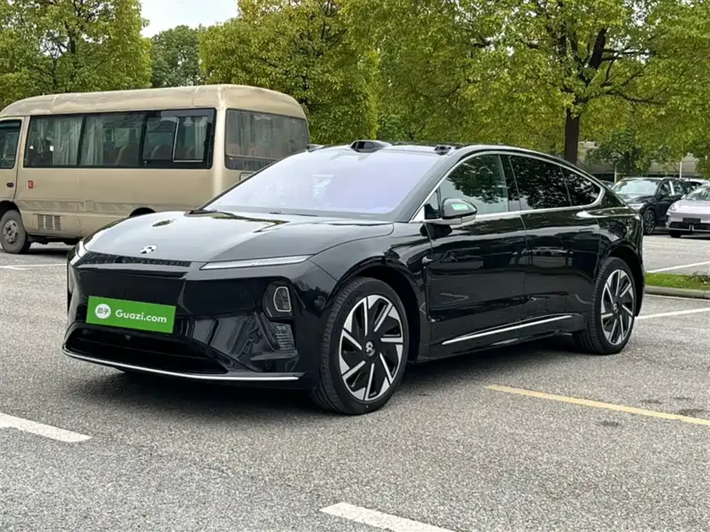 NIO ET9