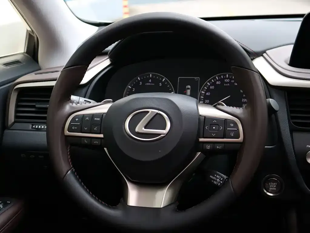 Lexus RX — фото 2