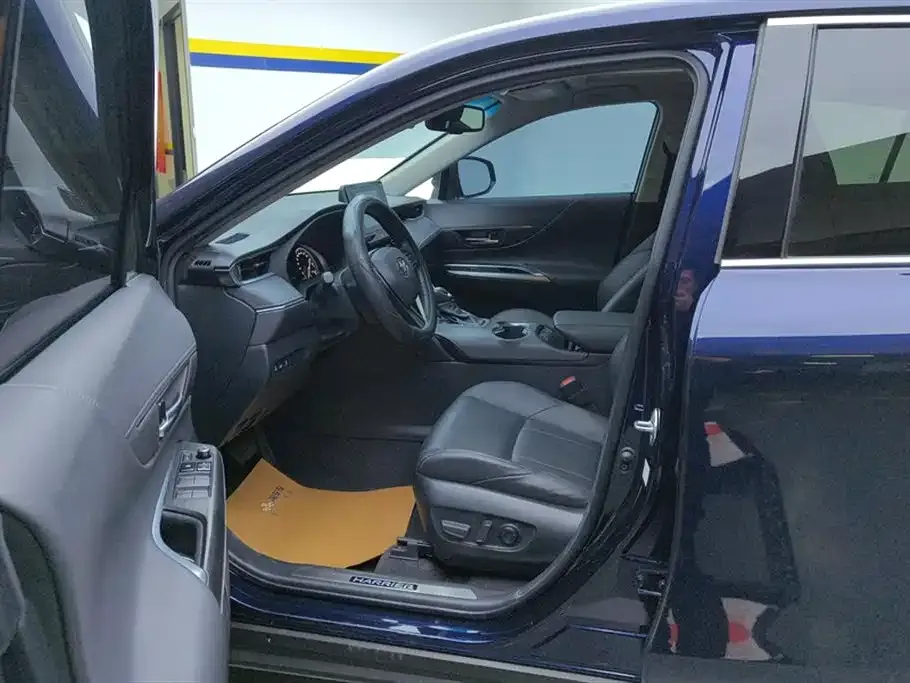 Toyota Harrier 2022 из CN, фото 7