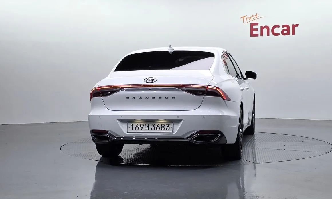 Hyundai Grandeur — фото 3