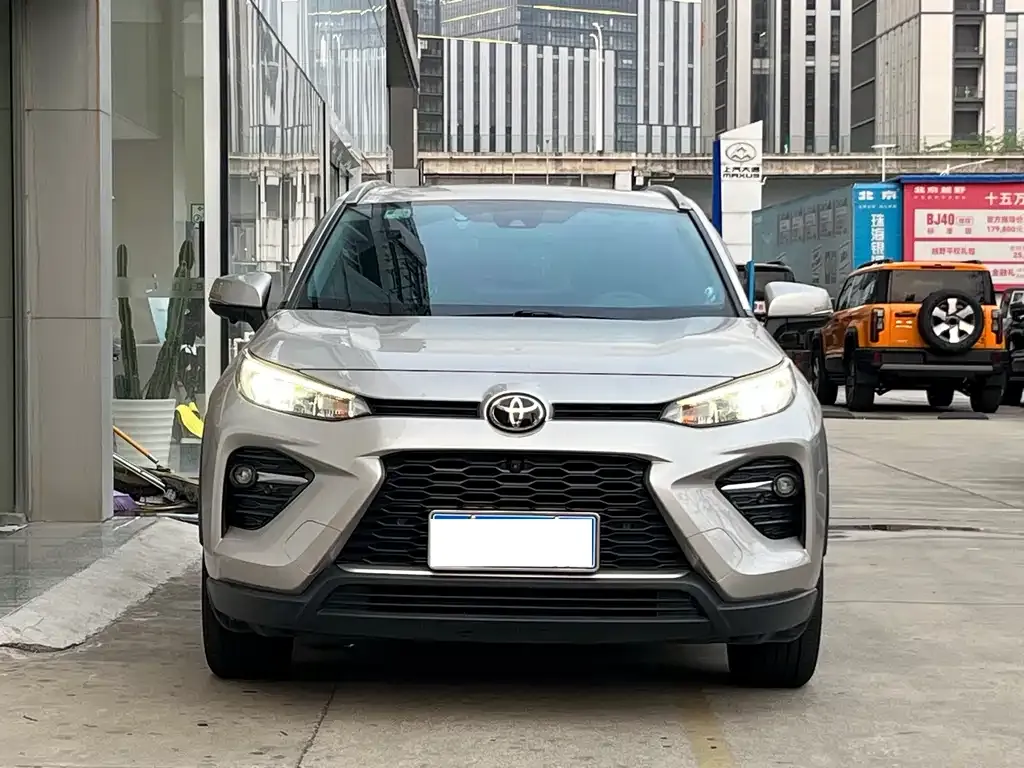 Toyota Wildlander 2023 из CN, фото 7