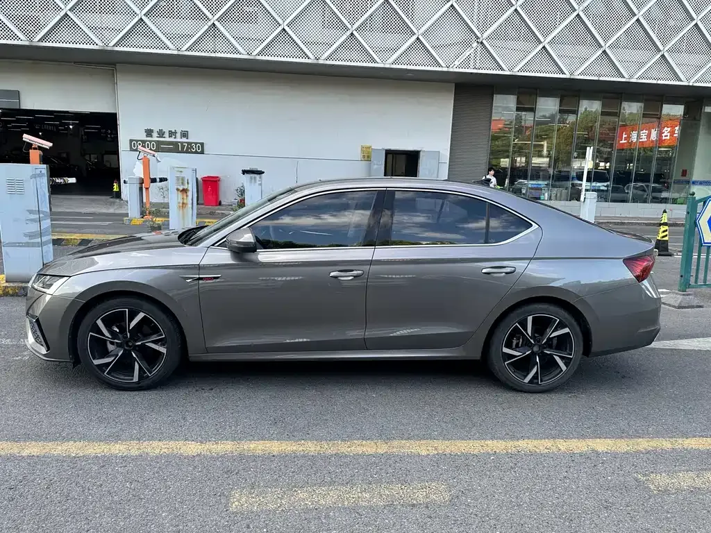 Skoda Octavia 2021 из CN, фото 9