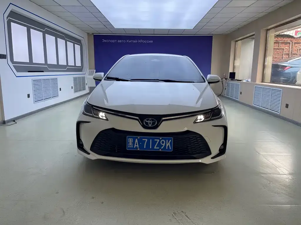 Toyota Corolla 2023 из CN, фото 3