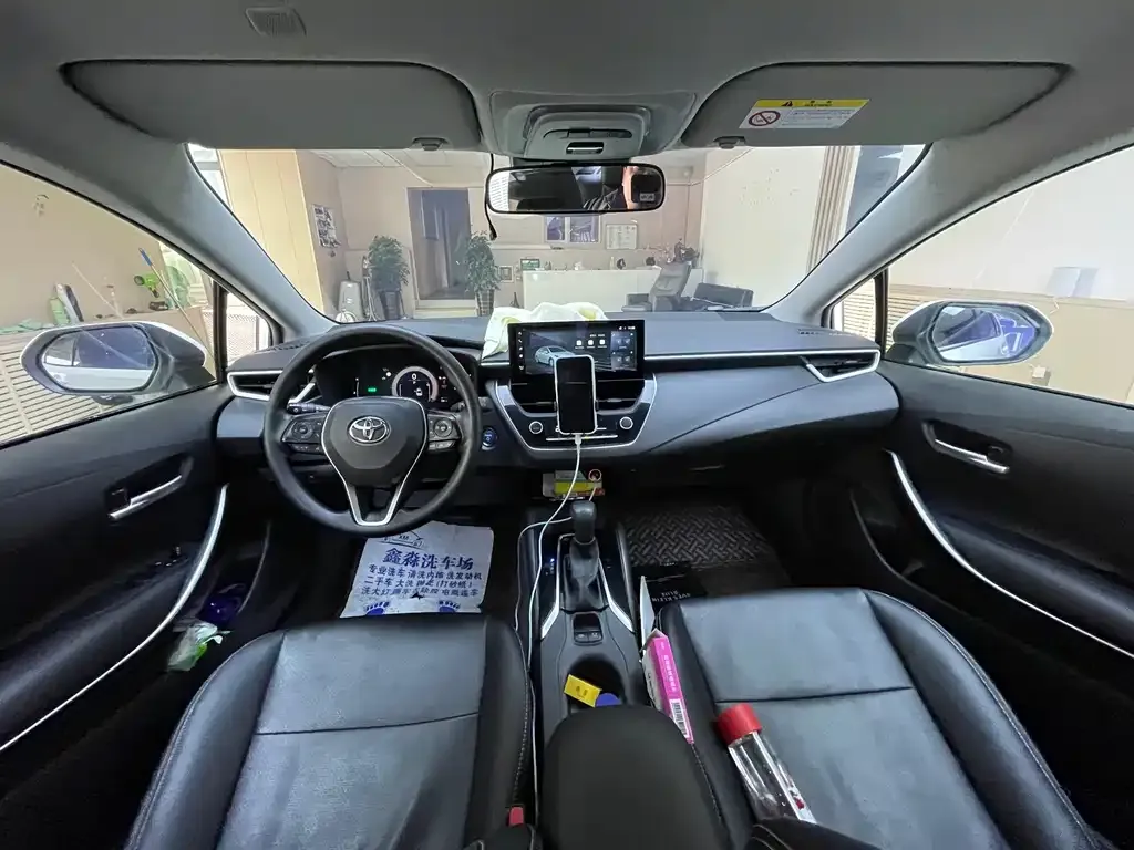 Toyota Corolla 2023 из CN, фото 4