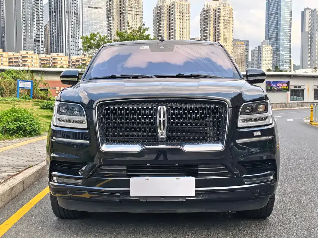 Lincoln Navigator — фото 9