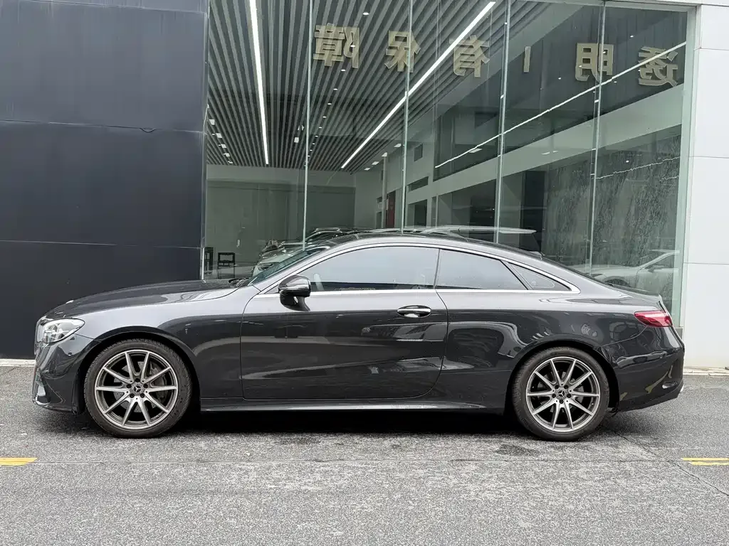 Mercedes-Benz E-Class (Import) — фото 8