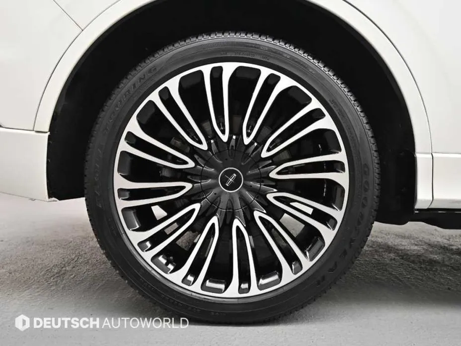 Lincoln Aviator — фото 8