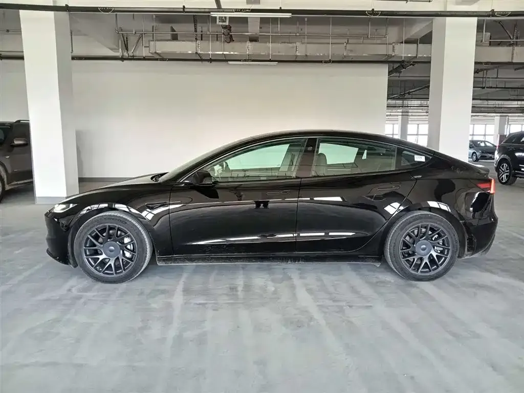 Tesla Model 3 2024 из CN, фото 6