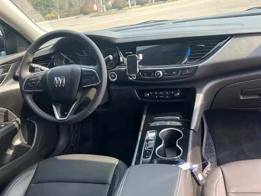 Buick Regal — фото 3