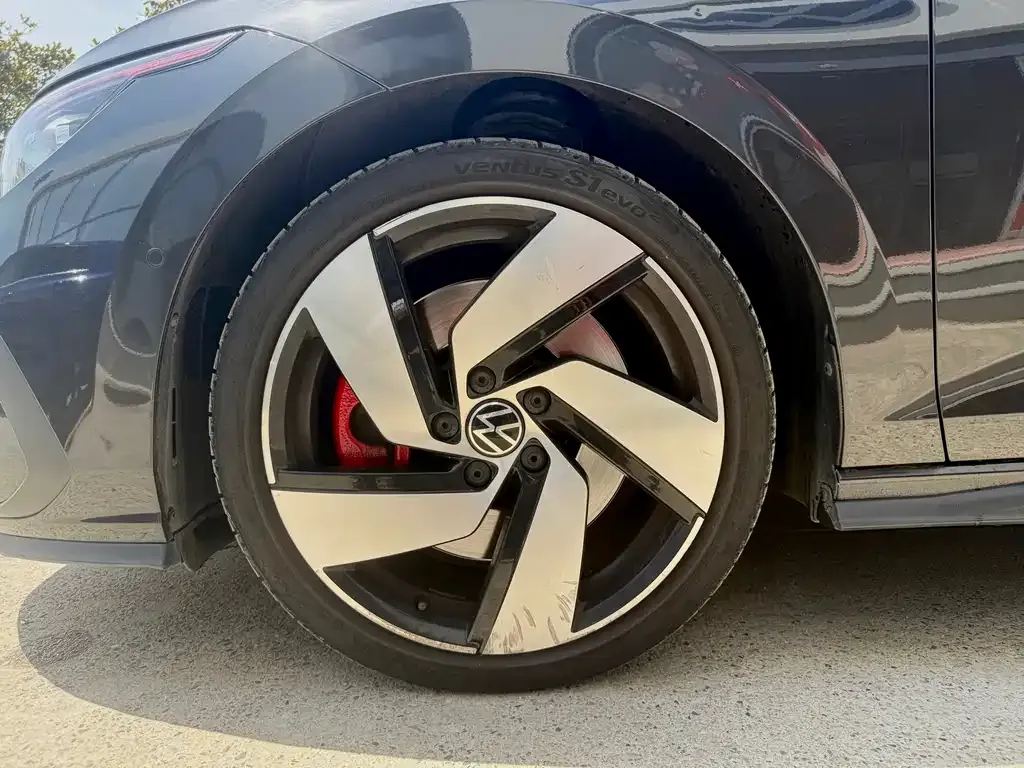 Volkswagen Golf GTI 2023 из CN, фото 8