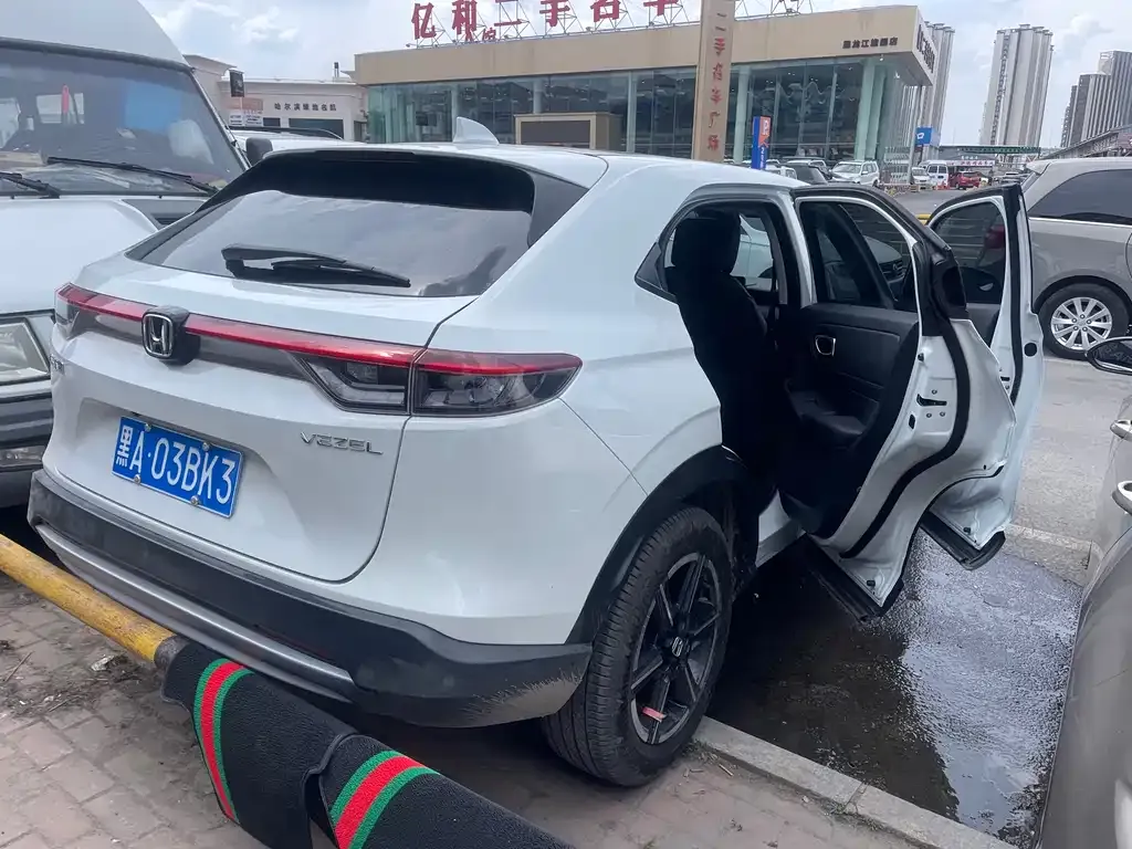 Honda Vezel 2023 из CN, фото 9