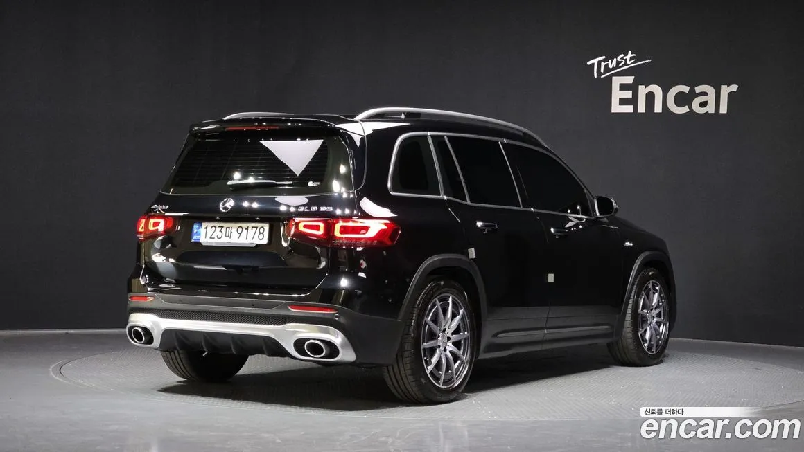 Mercedes-Benz GLB-Class — фото 6