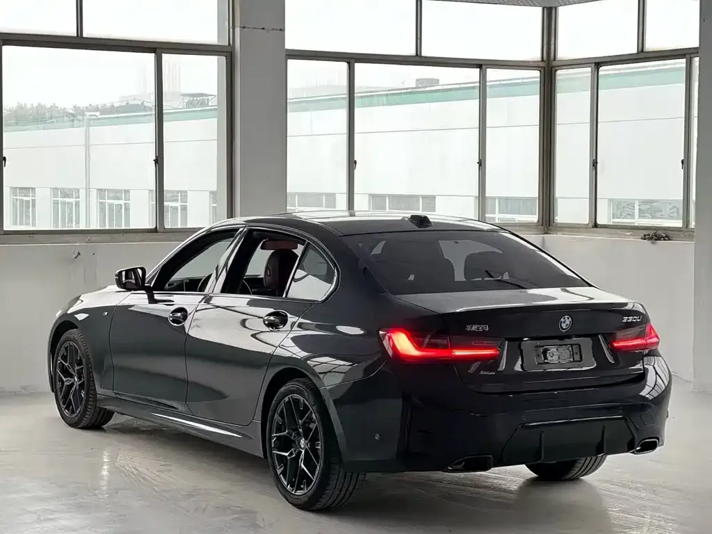 BMW 3 Series 2025 из CN, фото 4