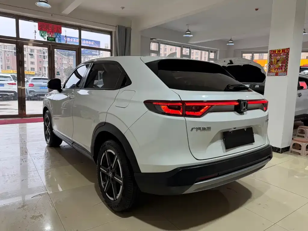 Honda Vezel 2023 из CN, фото 9