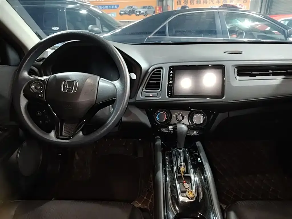 Honda Vezel 2022 из CN, фото 8