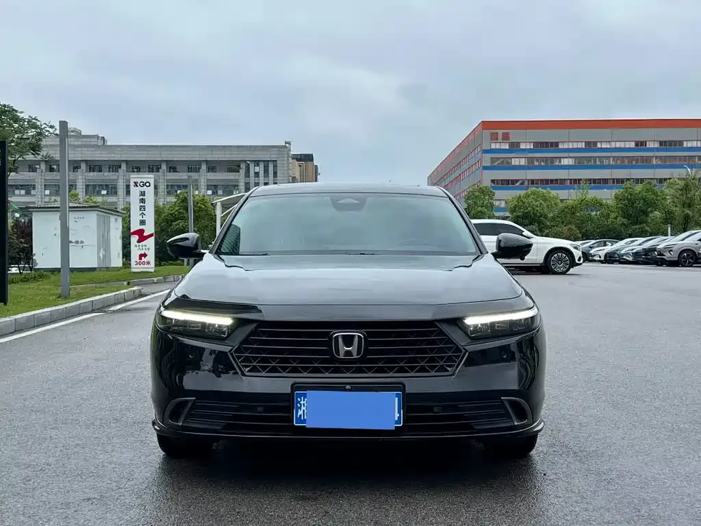 Honda Accord — фото 5