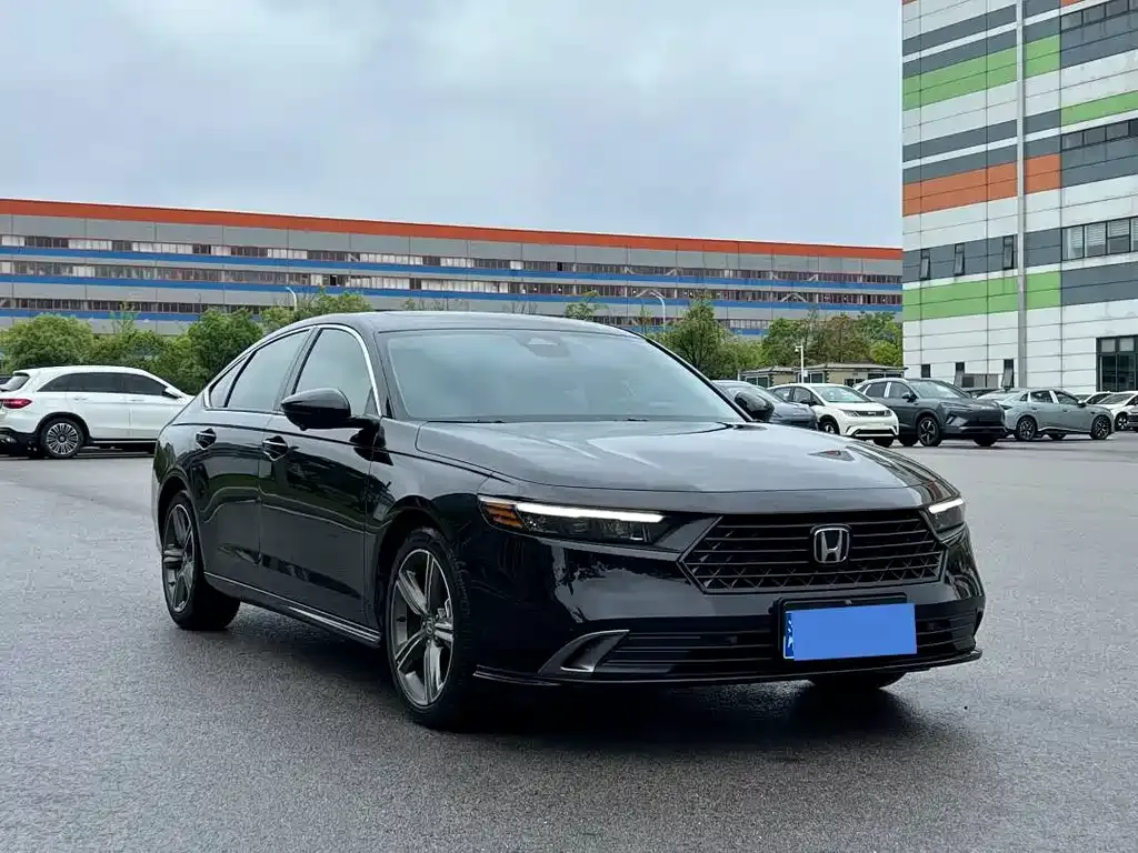 Honda Accord — фото 4