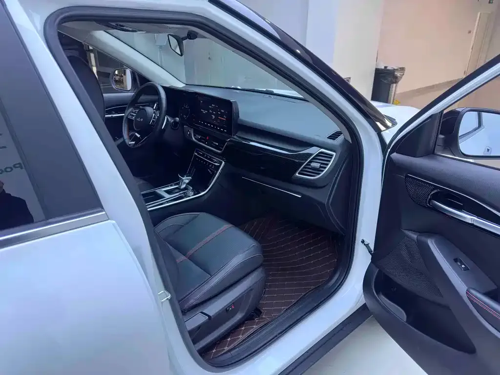 Kia KX3 — фото 9