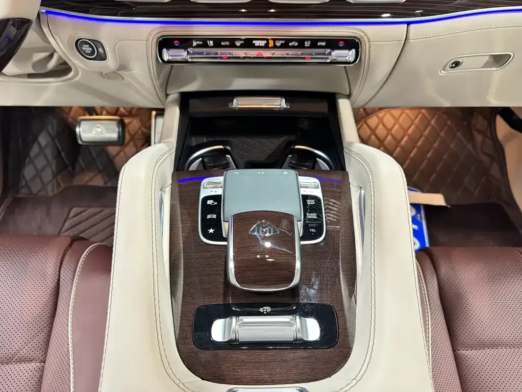 Mercedes-Benz GLS — фото 5