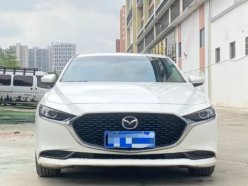 Mazda 3 Axela 2022 из CN, фото 3